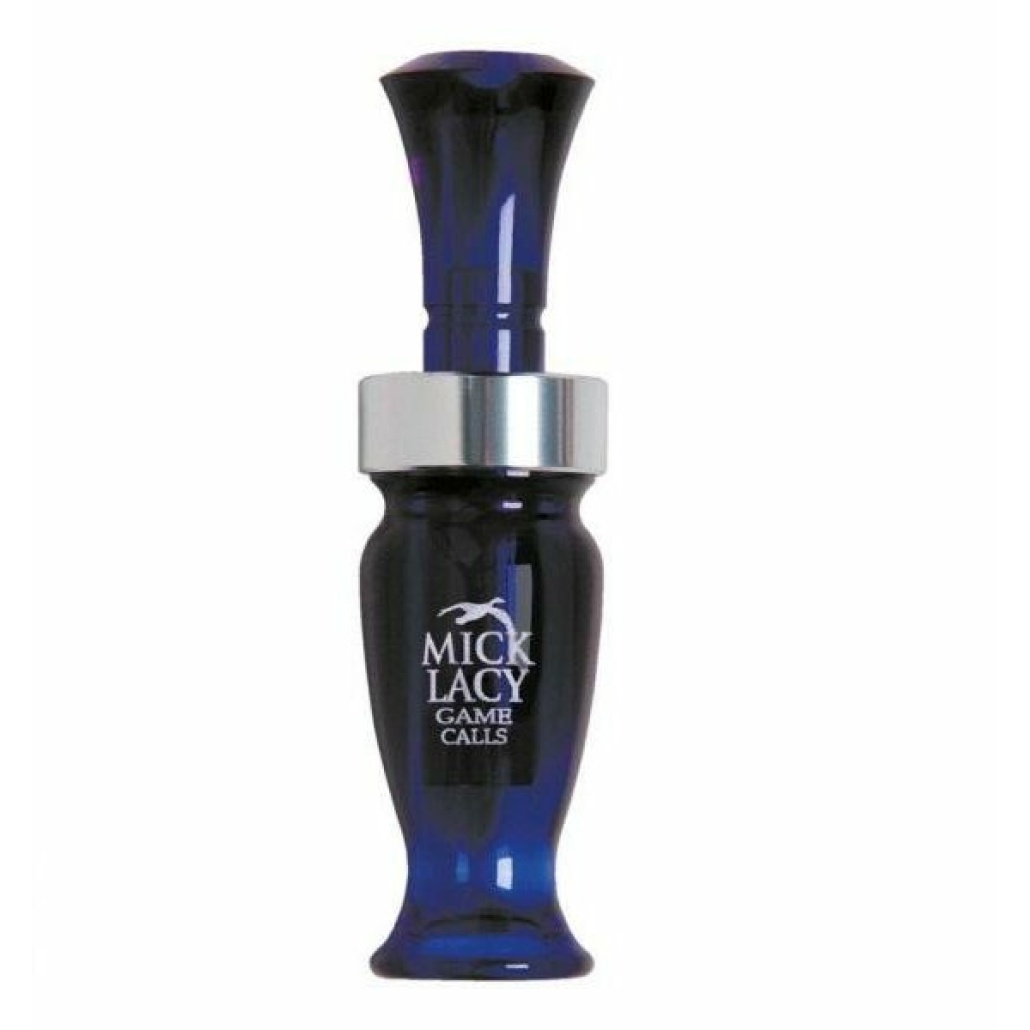 Mick Lacy Double Reed Mallard Magic lockpipan är mycket enkel att använda, även för den nya jägaren eller du som inte har försökt dig på lockjakt tidigare.  Hand tunad och testad för att producera rätt ljud och läten.