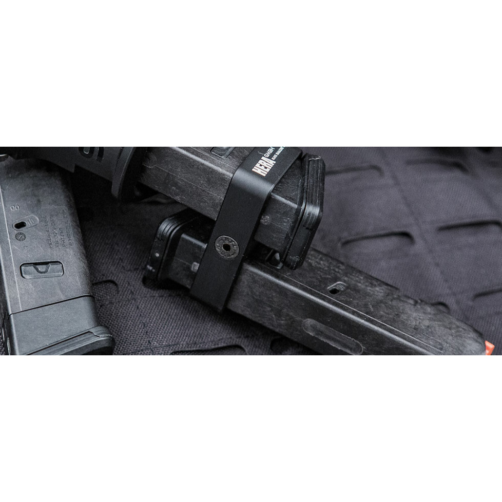 Glock Magazine Clamp Hera Arms smart designad magasin klämma som är skapad för att säkert fästa två Glock magasin tillsammans!