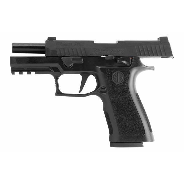 Sig Sauer ProForce P320 X-Carry Designad för professionell träning, den avancerade P320 XCarry airsoftpistolen är en autentisk kopia av 9mm pistolen när det gäller vikt, balans och hantering. 