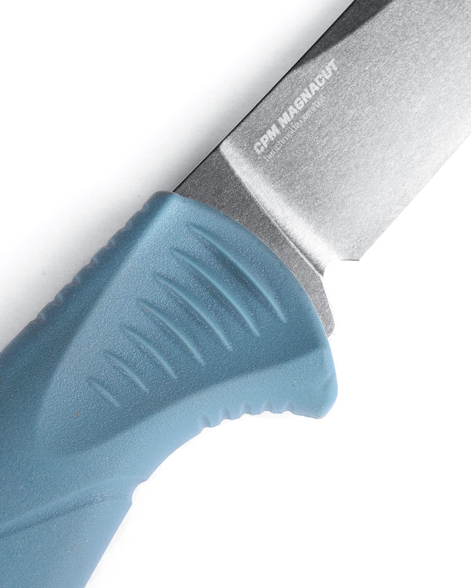 Benchmade 18010 Fishcrafter Med sitt 17,78cm SelectEdge® trailing point-blad av CPM-MagnaCut-stål är Fishcrafter™ perfekt för små till medelstora fiskar.