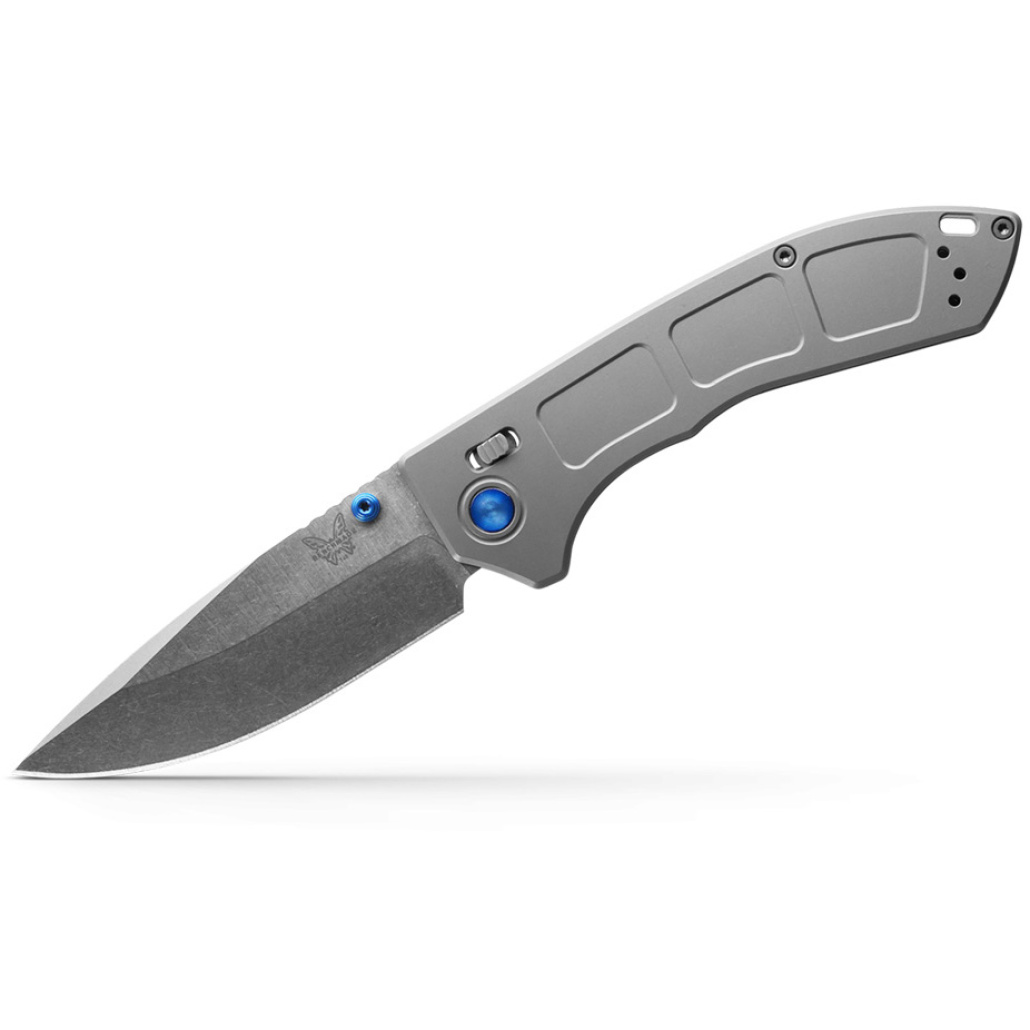 Benchmade 748 Narrows en avancerad kniv för dem som kräver det absolut bästa. Smal lätt och stark. Tillverkad i USA med högsta kvalitet.