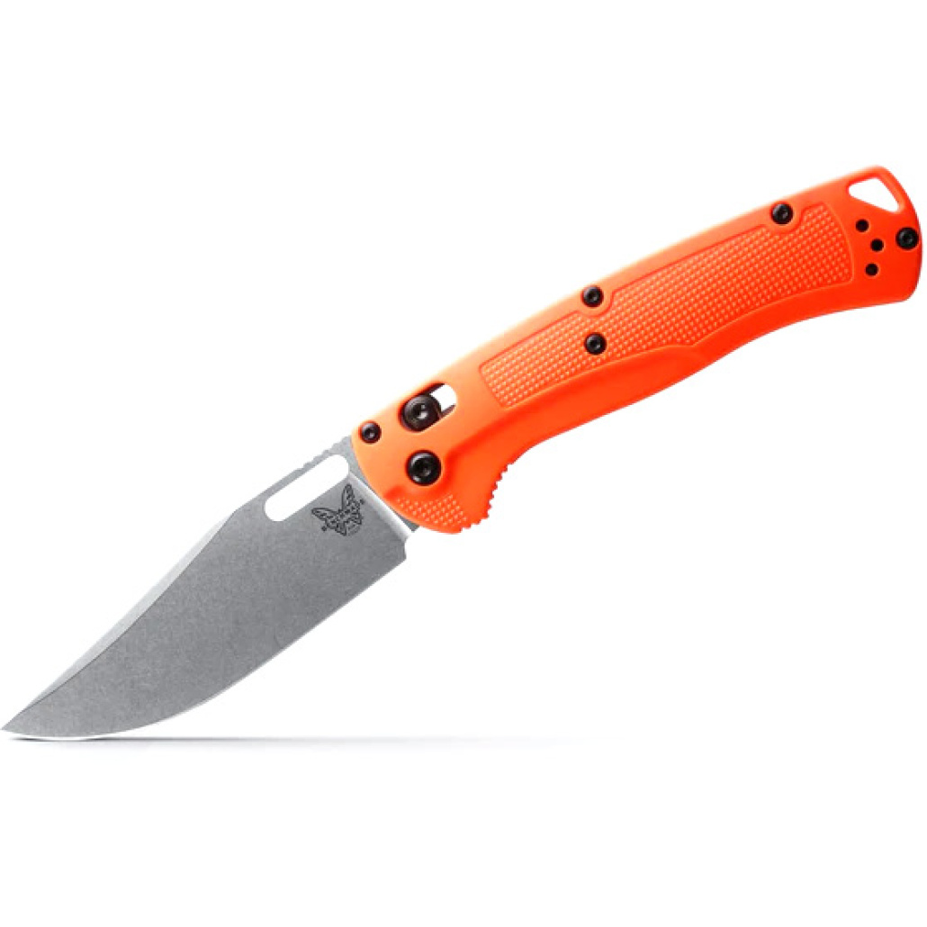 Benchmade 15535 Taggedout en jakt inspirerad kniv för jägare som prioriterar vikten på packningen En lätt och smal fällkniv klarar alla uppgifter ute i fält, Made in USA.