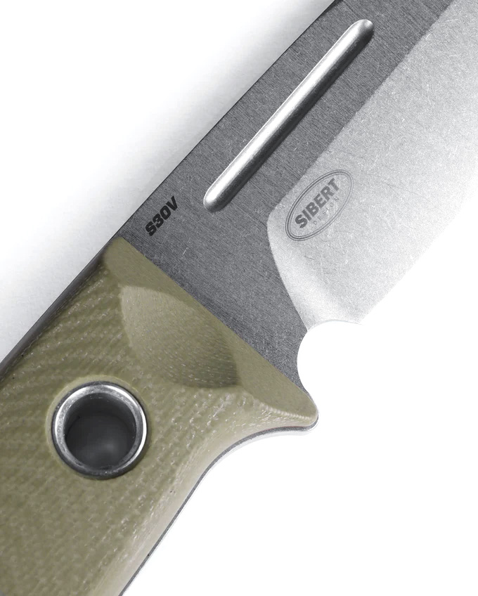 Benchmade 165-1 Mini Bushcrafter en ny version på den klassiska bushcraftkniven, det viktigaste verktyget i din utrustning. Made in USA!