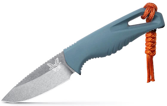 Benchmade 18050 Intersect en tuff och slitstark kniv, en mångsidig kniv med fast blad som är byggd för bekväm och snabb åtkomst när varje sekund räknas.