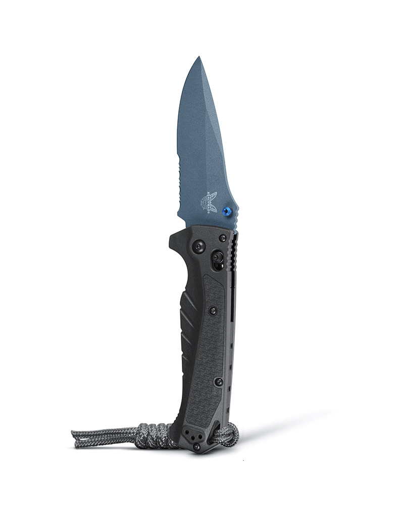 Benchmade 18060BT-01 Adira Den mörka varianten. Tillverkad för alla uppgifter i våta miljöer, från att förbereda beten till att kapa linor och rensa småfisk