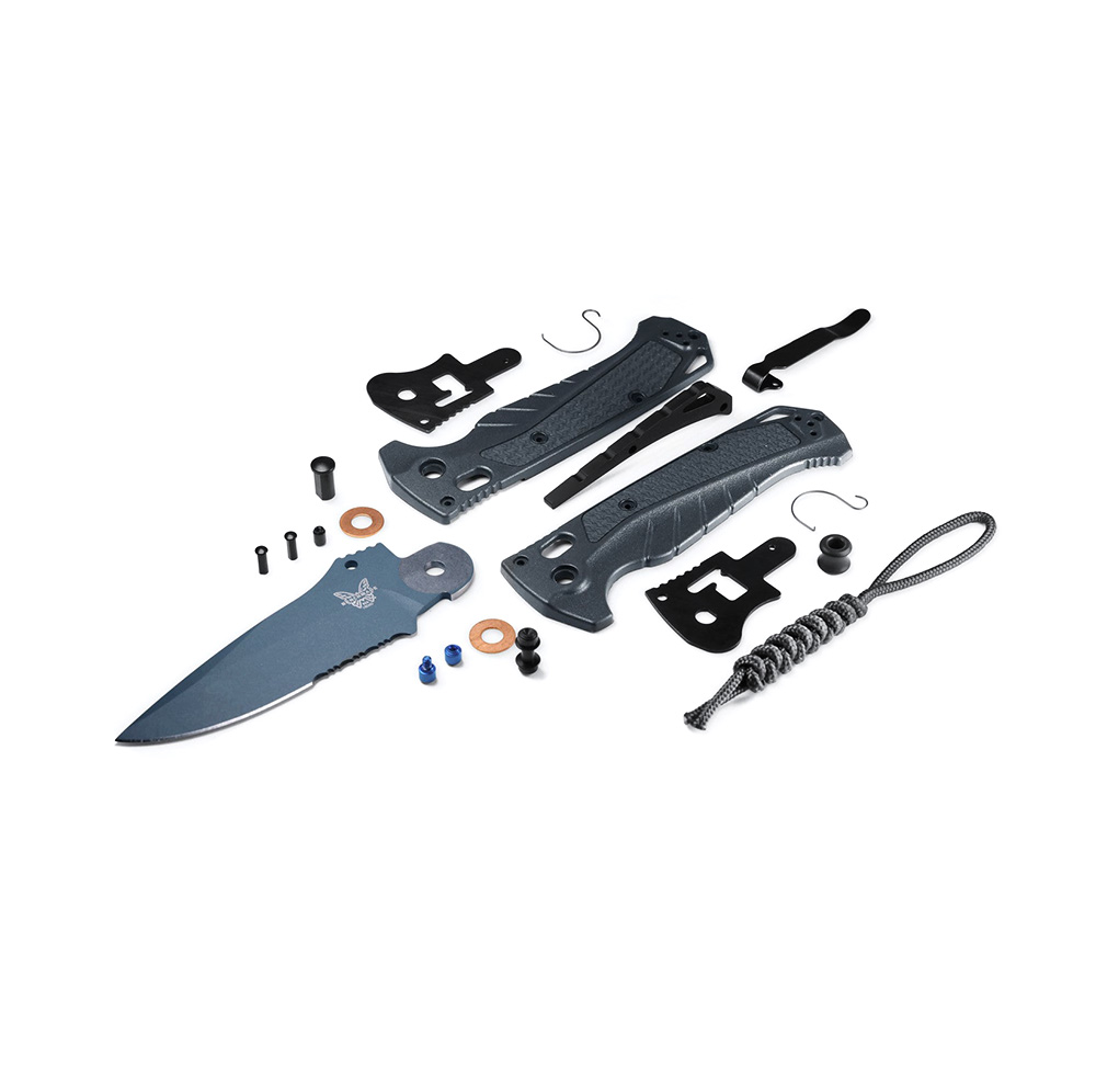 Benchmade 18060SBT-01 Adira Här kommer den mörka varianten. Tillverkad för alla uppgifter i våta miljöer, en kniv utöver det vanliga! Made in USA!