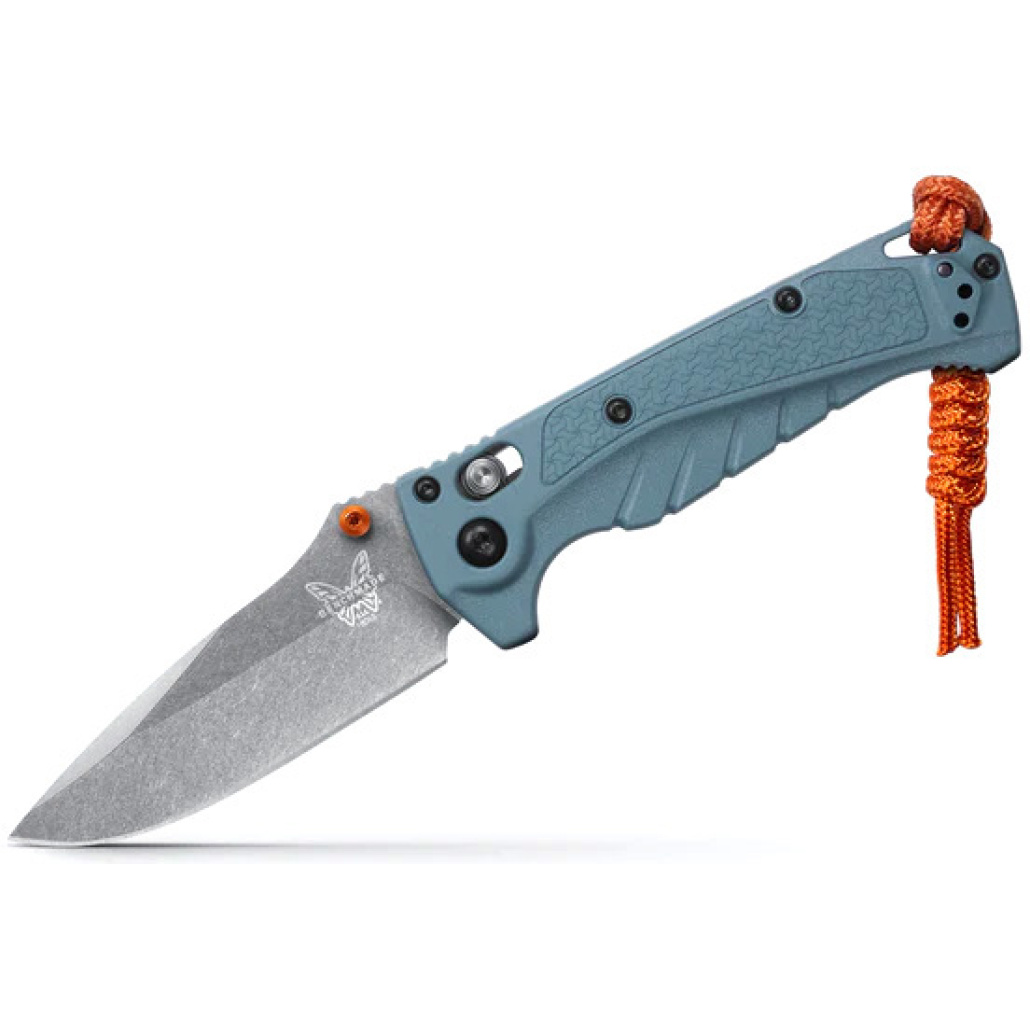 Benchmade 18065 Mini Adira Tillhör en specialkollektion med knivar av premiumsegmentet designade för att möta behoven hos fiskare och utomhusentusiaster.