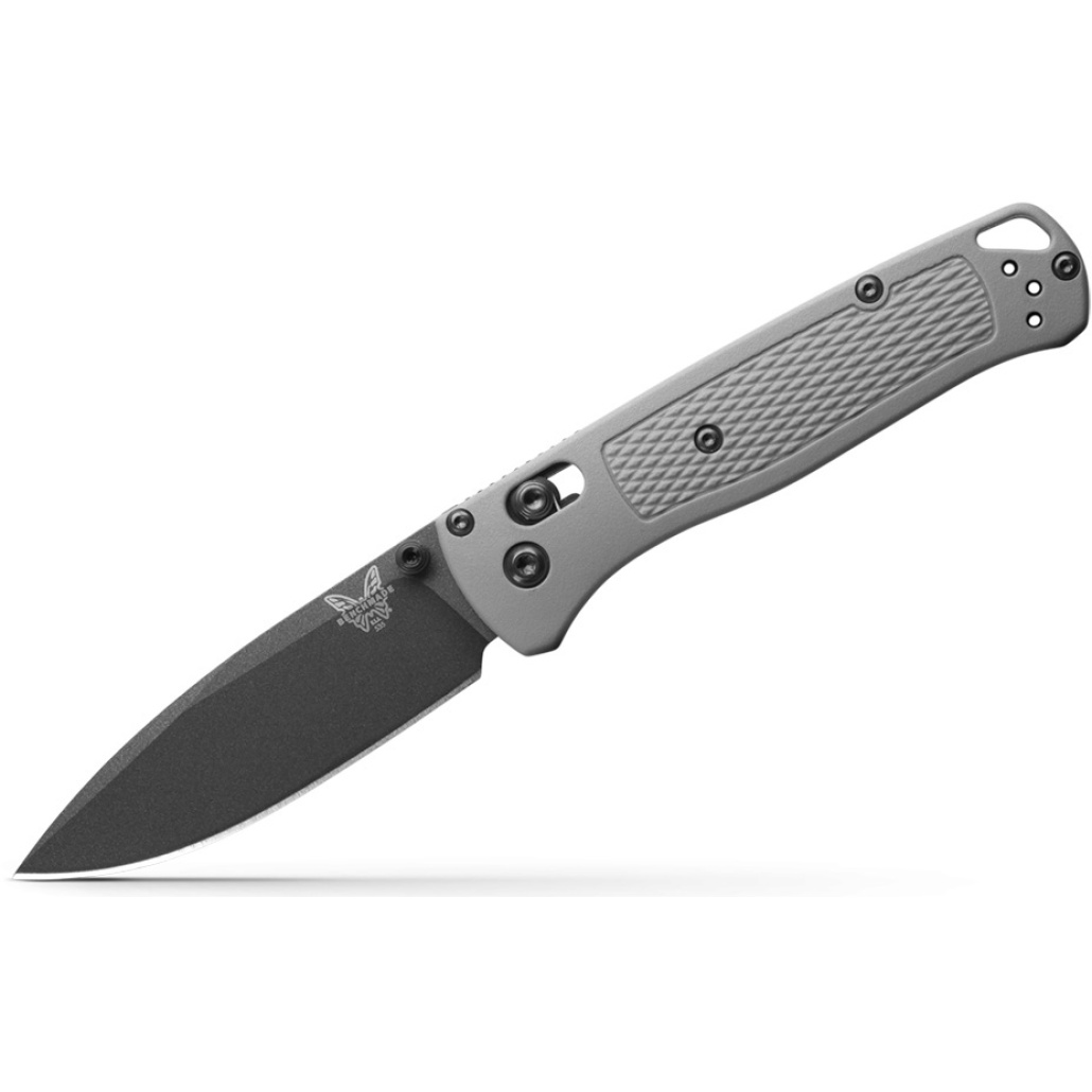 Benchmade 535BK-08 Bugout en lättviktskniv som snabbt blivit en av Benchmades mest populära knivar. Utrustad med Benchmades välkända Axis-mekanism! Made in USA!