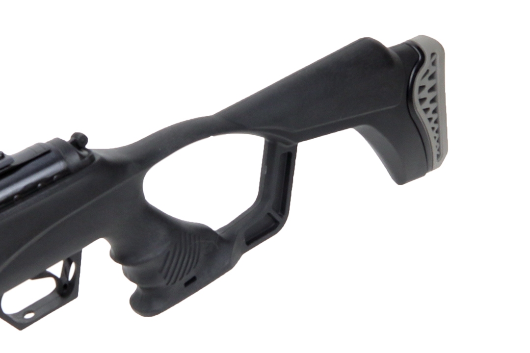 Hatsan 125 PRO .25 klassiskt brytgevär med en svart polymer kolv, ergonomiskt pistolgrepp, mjuk bakkappa. Geväret bygger på Hatsan´s magnum cylinder!